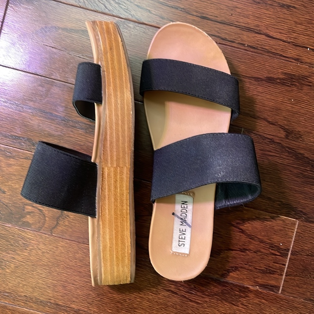 Steve Madden Black Sandals